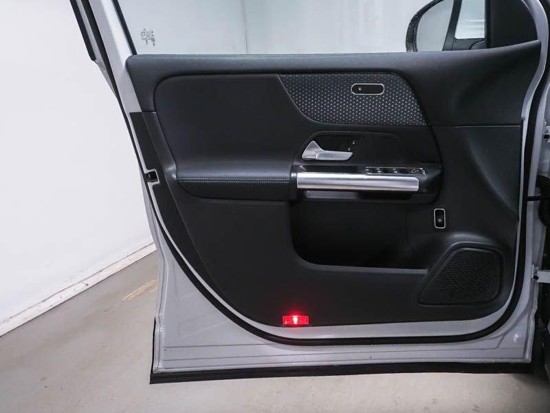 Mercedes-Benz GLA GLA 180 Automatic Progressive Advanced