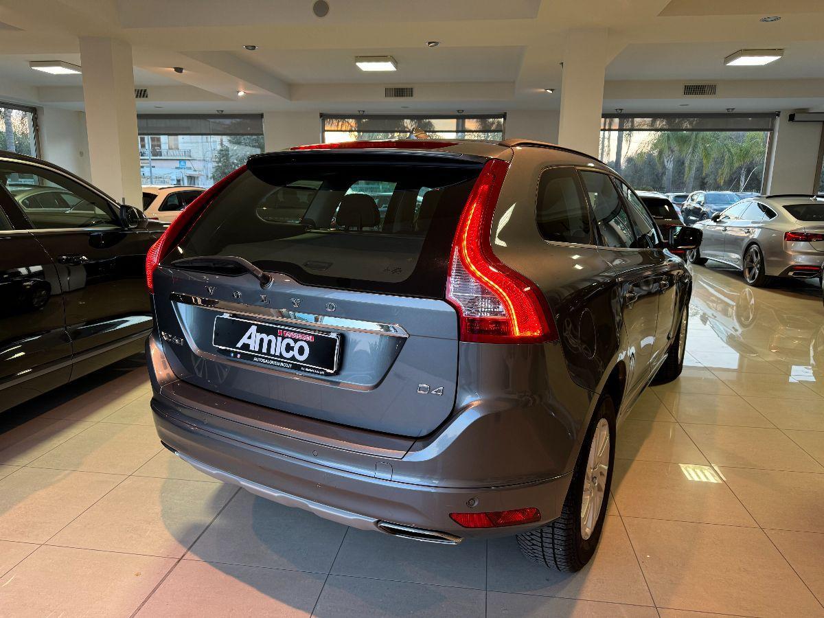 VOLVO - XC60 - D4 Geartronic Momentum Navi/Led