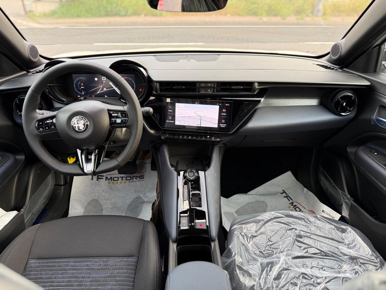 Alfa Romeo Junior 1.2 145 CV Hybrid eDCT6 Speciale KM 0