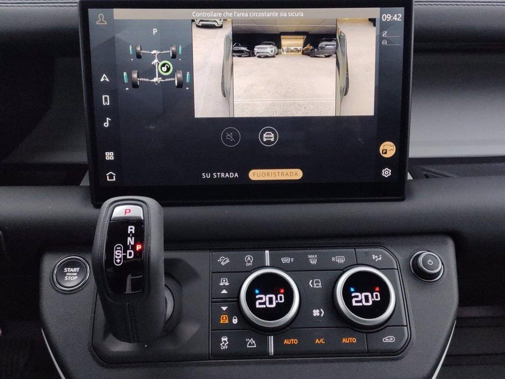 LAND ROVER Defender (2019) LAND ROVER 110 3.0D I6 200 CV AWD Auto S del 2025