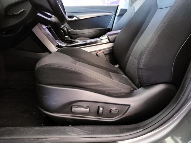 HYUNDAI i40 Wagon 1.6 CRDi DCT Business