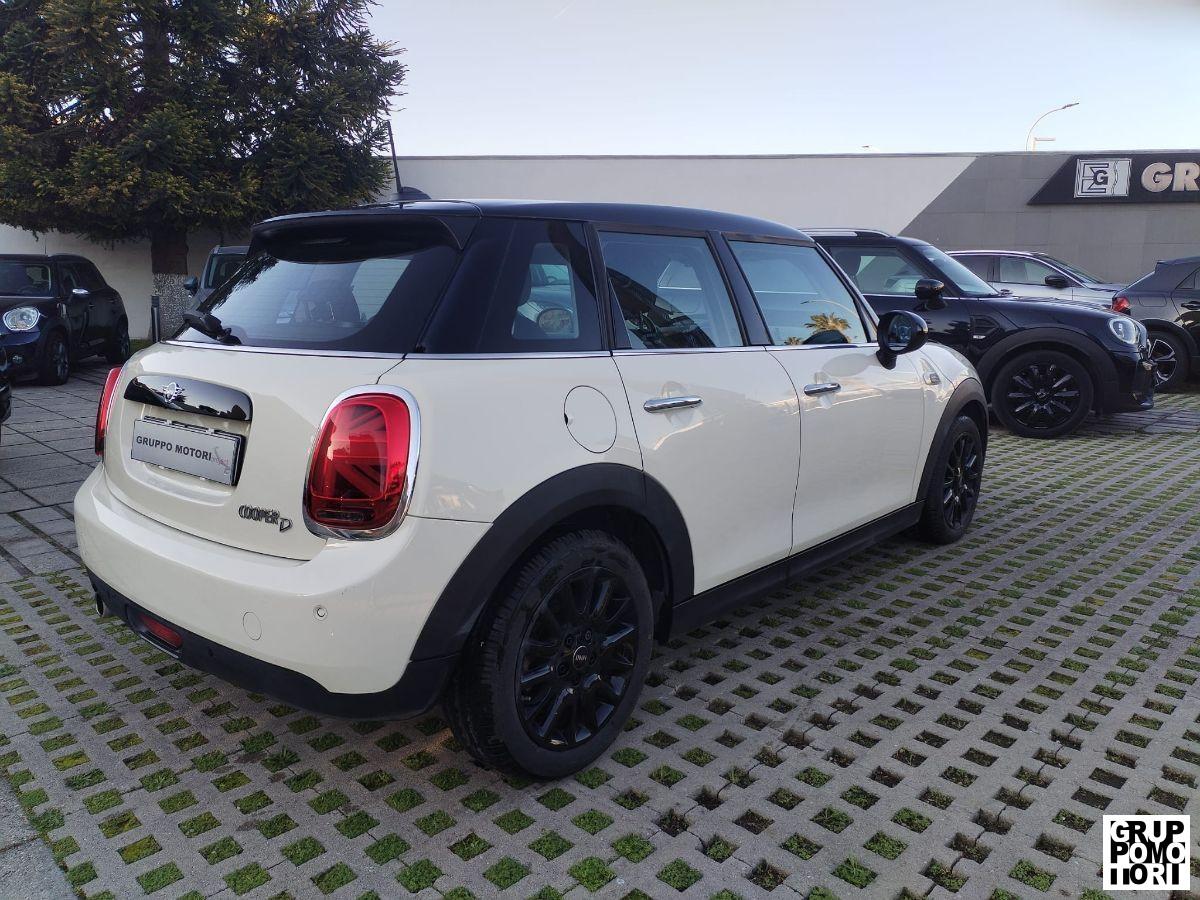 MINI - Mini - 1.5 Cooper D Business 5 porte