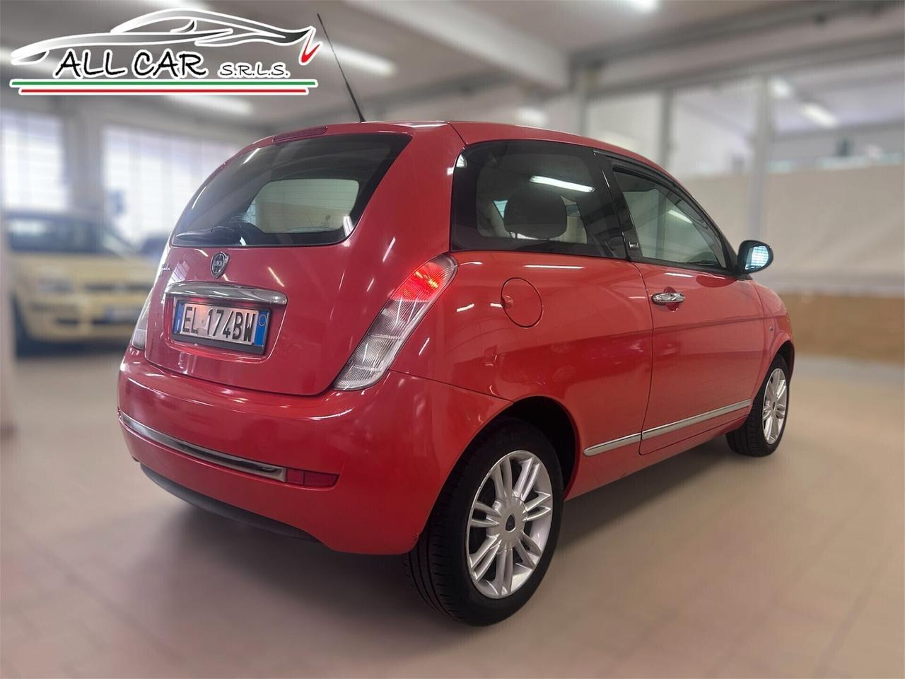 Lancia Ypsilon 1.2 - 8V 69 CV Unyca