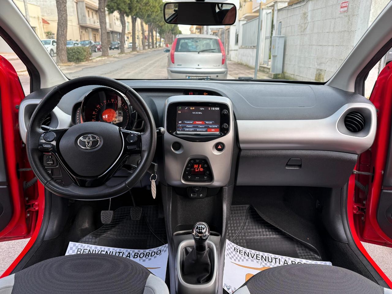 Toyota Aygo 1.0 VVT-i 69CV 5P CAMERA LED - 2017