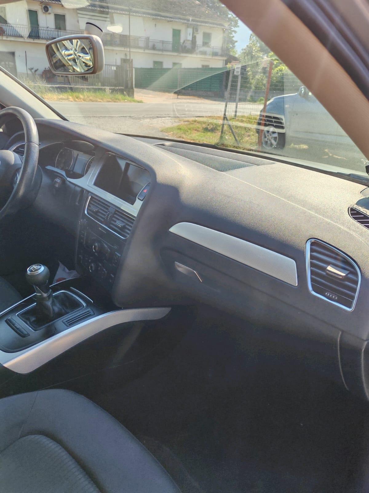 Audi A4 2.0 TDI 143CV frezione nuova