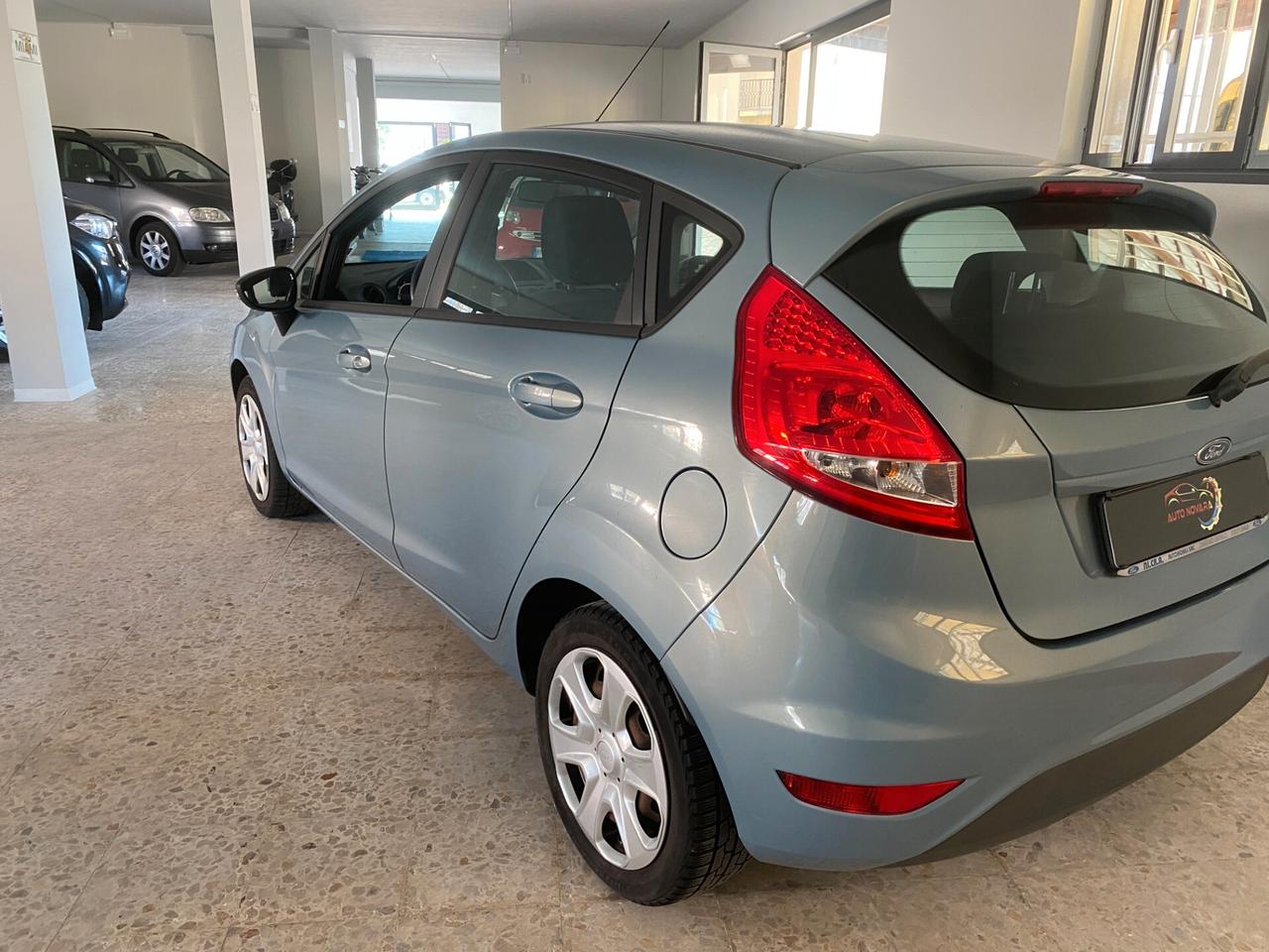 Ford Fiesta Fiesta+ 1.2 82CV 5 porte NEOPATENTATI