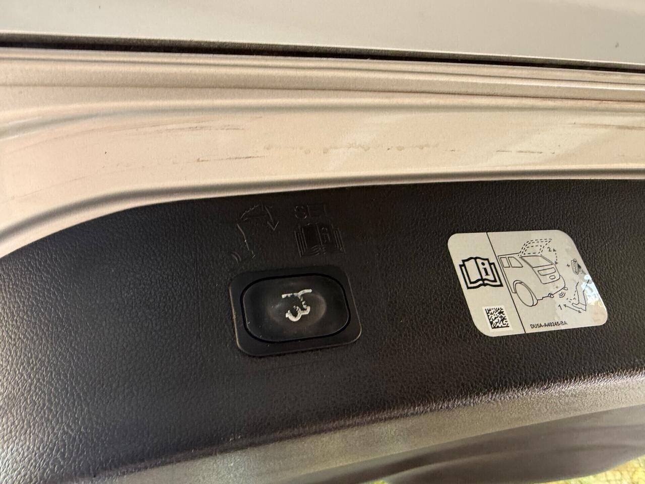 Ford Kuga 2018 - 2.0 TDCI 150 CV S&S 4WD Vignale