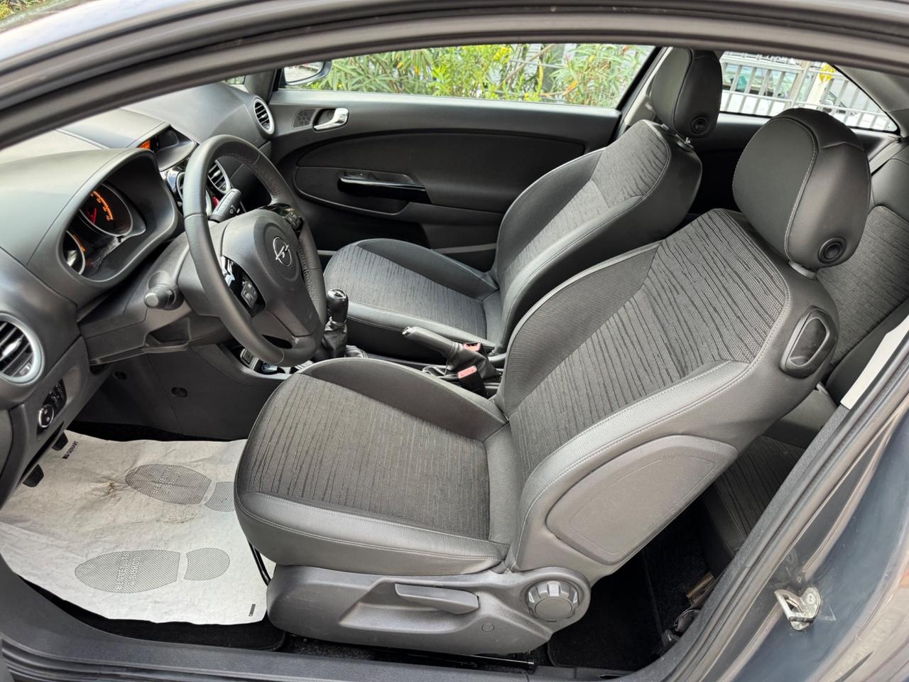 OPEL CORSA 1.2 NEOPATENTATI KM 59MILA