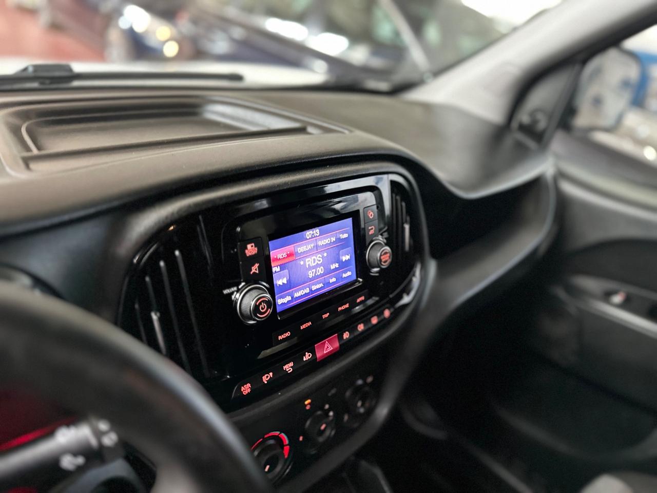 Splendido Fiat Doblo cargo 1.3 MJT/5posti/iva inclusa