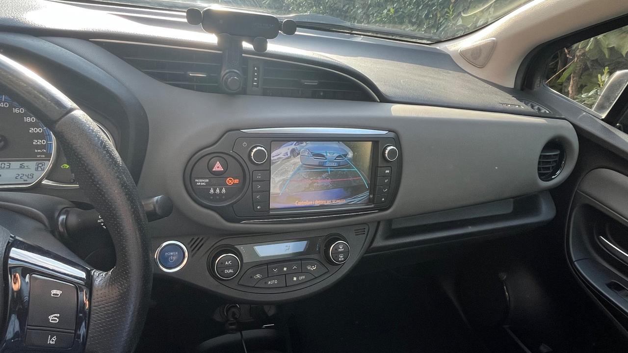 Toyota Yaris Trend red edition full optional