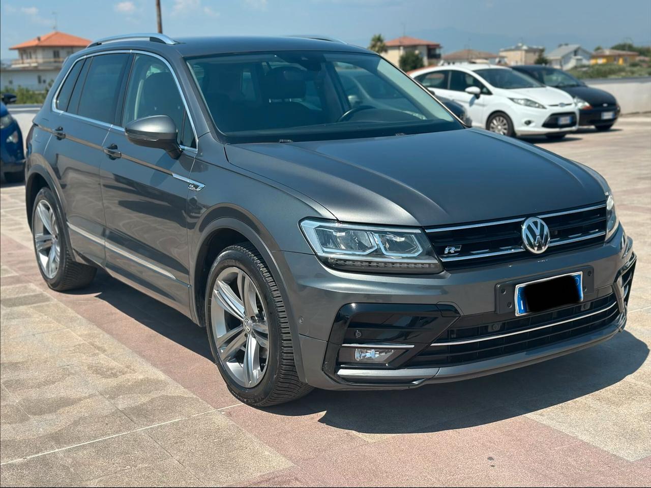 Volkswagen Tiguan 2.0 TDI SCR DSG R-LINE BlueMotion Technology