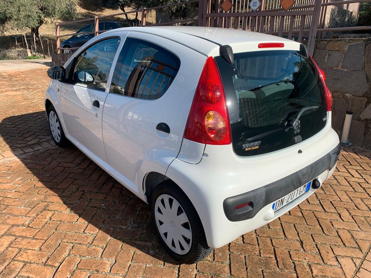 Peugeot 107 1.0 68CV 5p. Sweet Years -UNICO PROPRIETARIO-