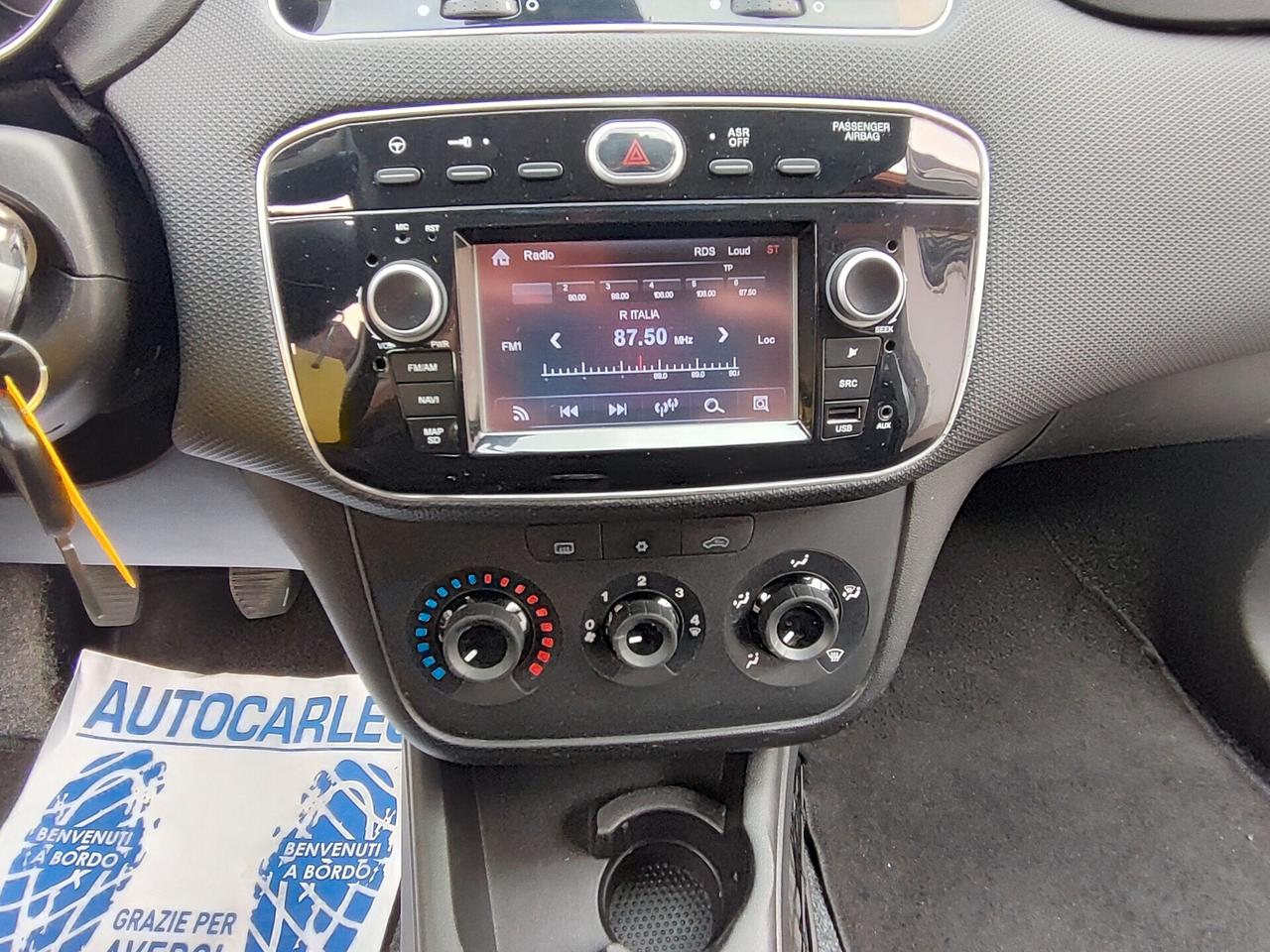 Fiat Punto 1.2 BENZINA Young NAVIGATORE