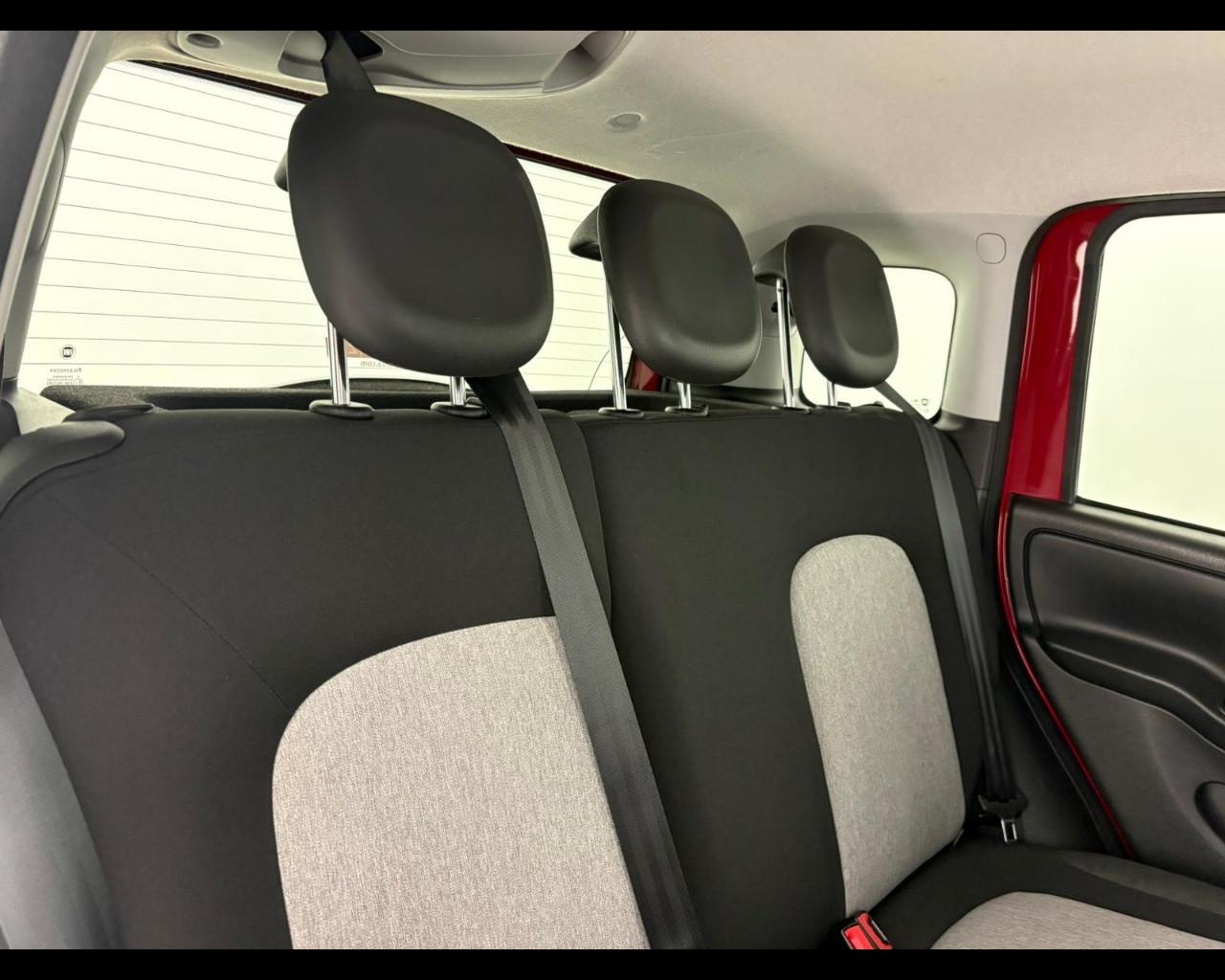 FIAT Panda 1.0 firefly hybrid Cross s&s 70cv