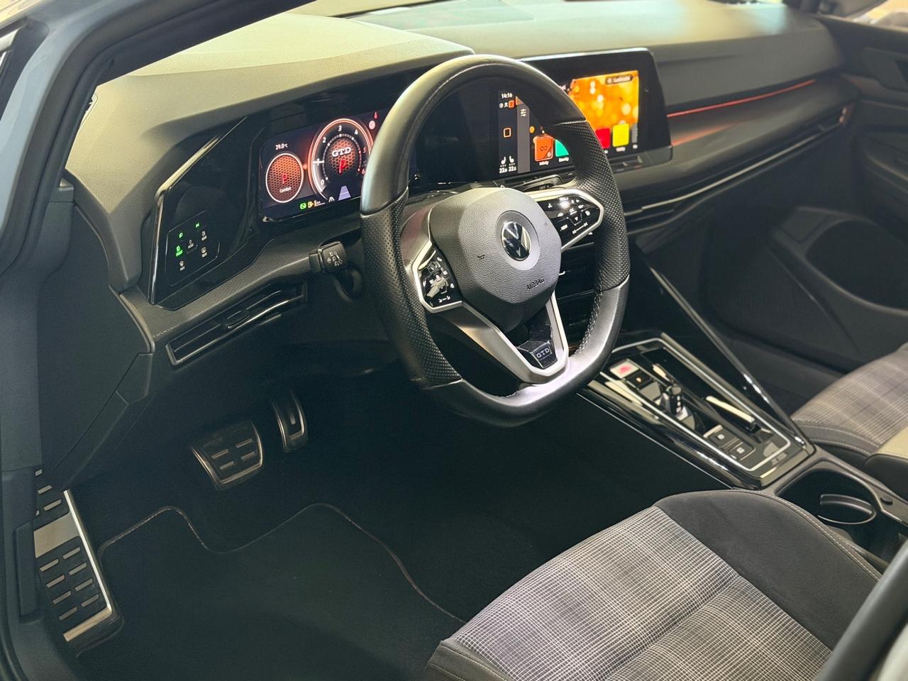 Volkswagen Golf GTI 2.0 TSI DSG TETTO APRIBILE