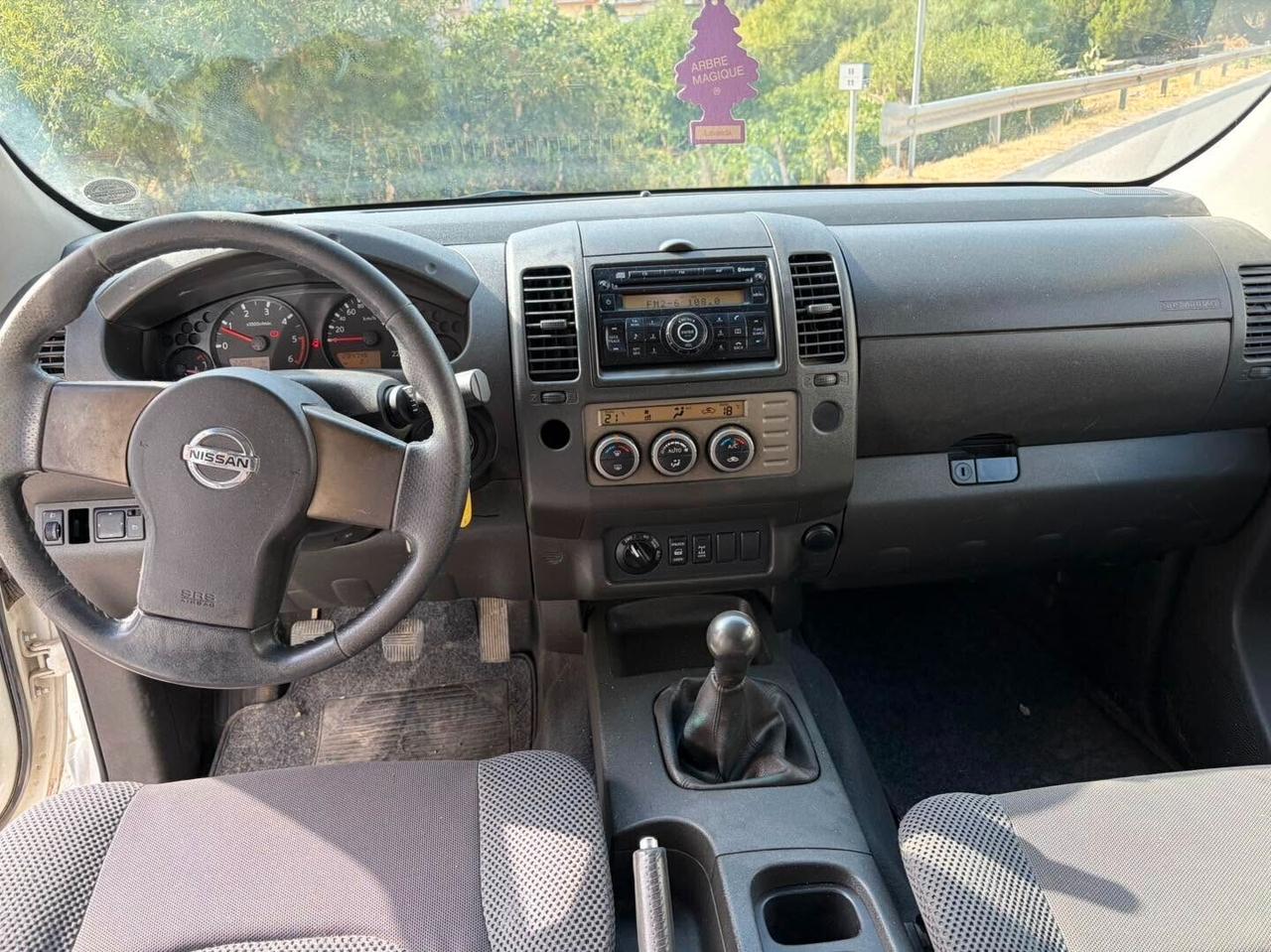 Nissan Navara 2.5 dCi 4 porte Double Cab Sport