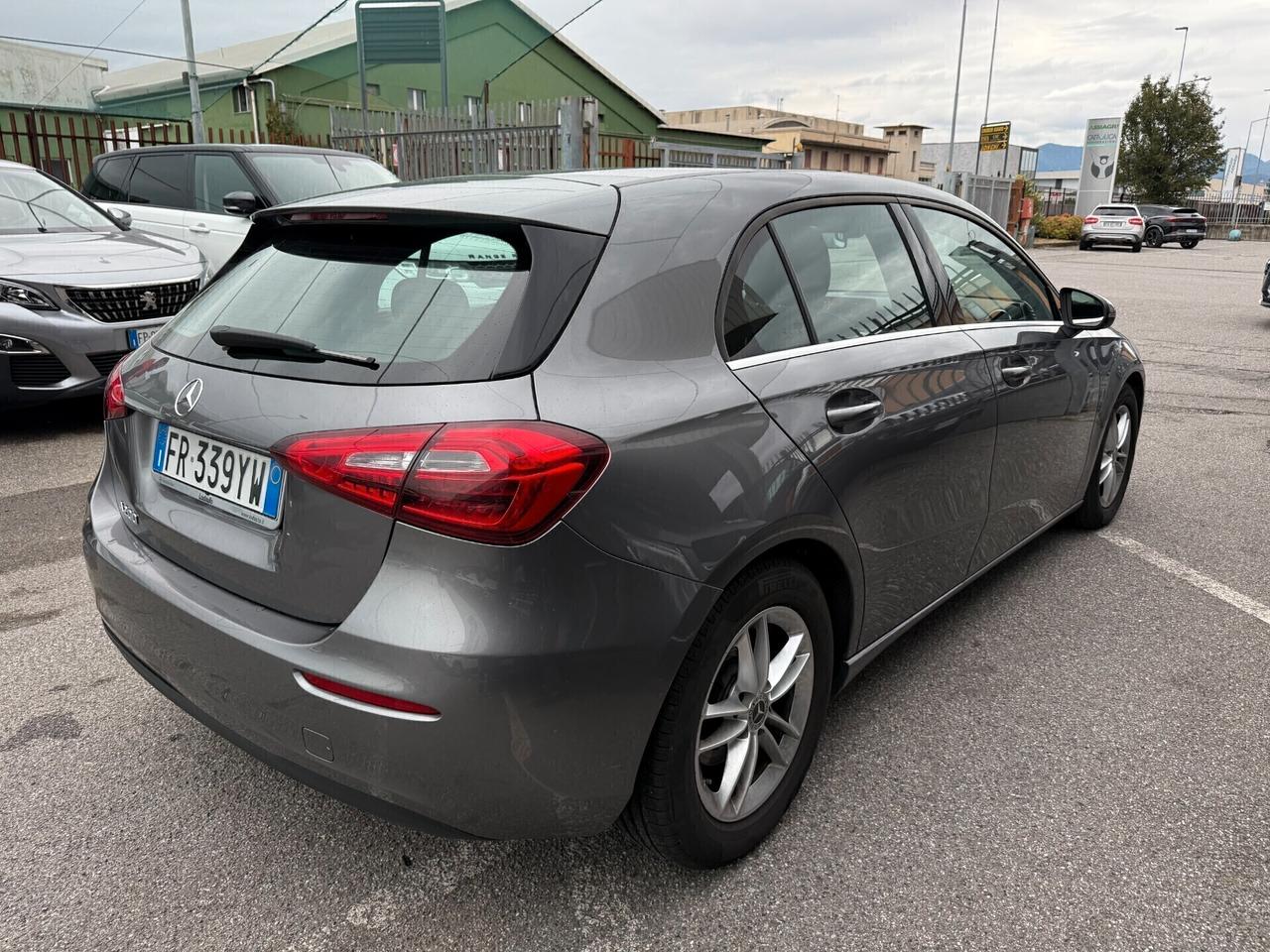 Mercedes Benz A 200 / EURO 6C / BENZINA / AUTOMATICA