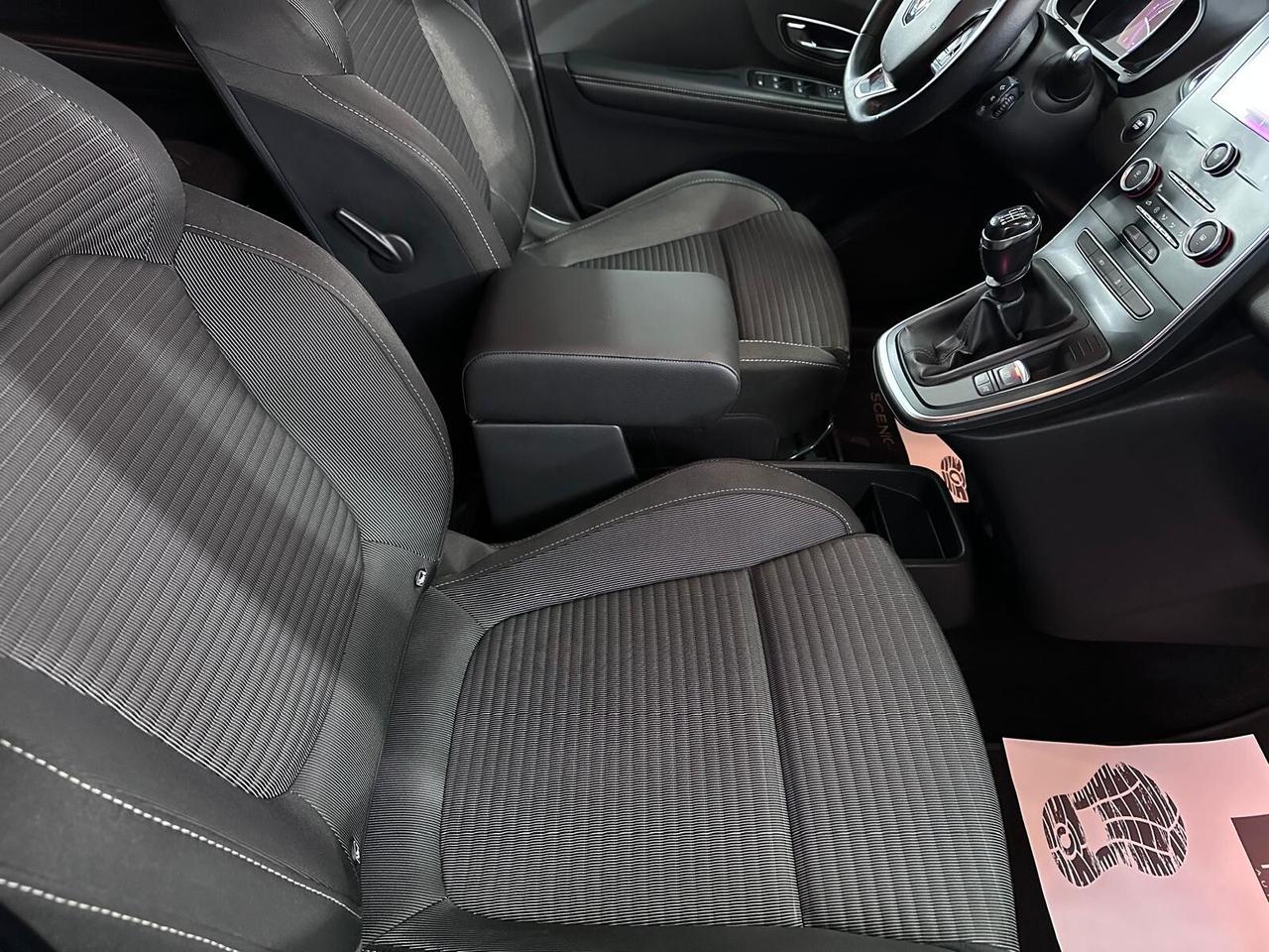 Renault Grand Scenic dCi 8V 110 CV Energy Sport Edition2