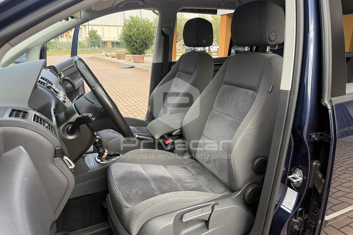 VOLKSWAGEN Touran 2.0 TDI 140 CV DSG Highline