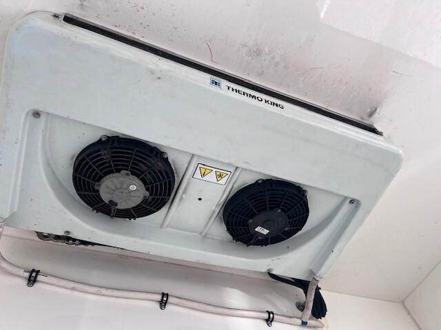 Mercedes-benz Sprinter T35 418 CDI Cabinato FRIGO PT 400 3.0 GASOLIO 184 CV