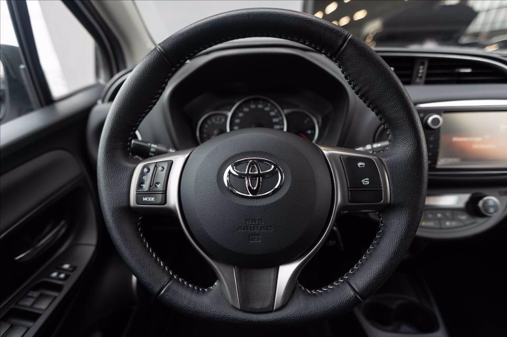 TOYOTA Yaris 5p 1.0 Lounge del 2015