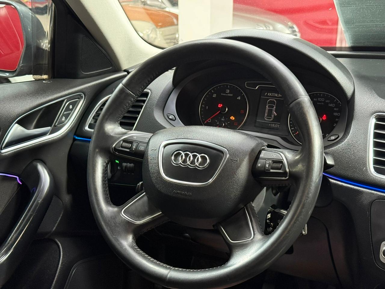 Audi Q3 2.0 TDI 140cv S-LINE - 2012