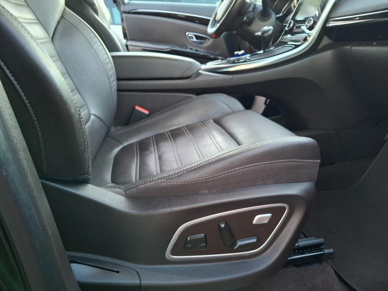 Renault Espace dCi 160CV EDC Energy Executive 4Control