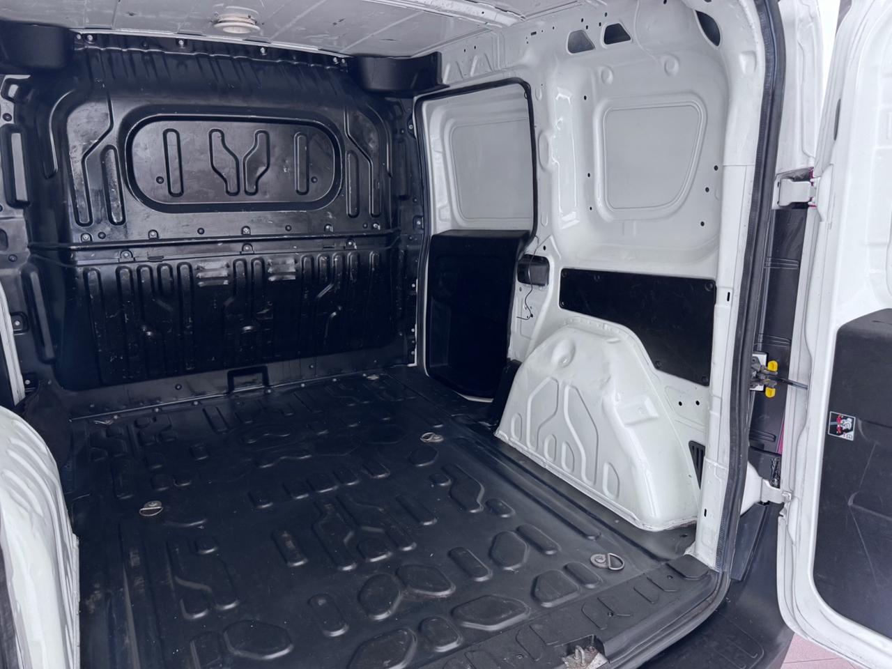 Fiat Doblò Cargo 1.3 MJET PRONTO ALL’ USO!