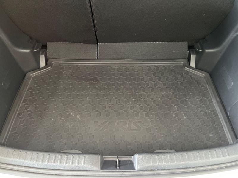 Toyota Yaris Yaris 1.5h Lounge