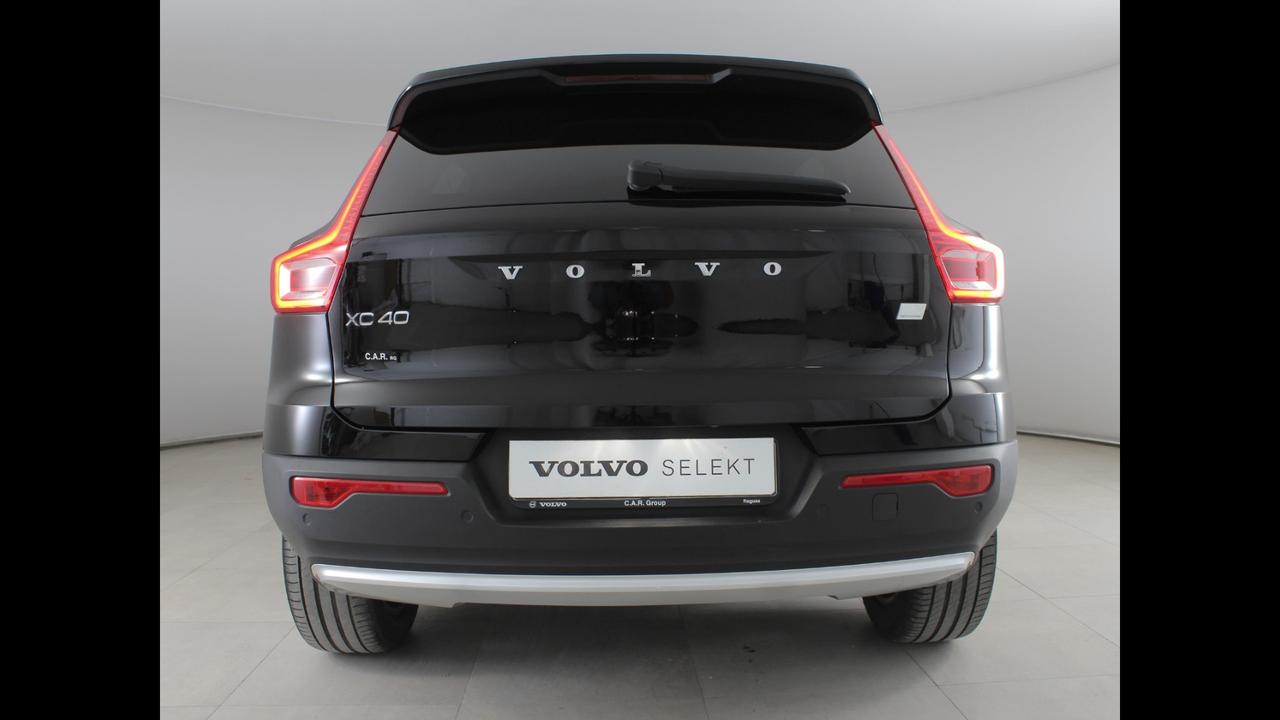 VOLVO XC40 2023 - XC40 1.5 t4 recharge phev Core auto