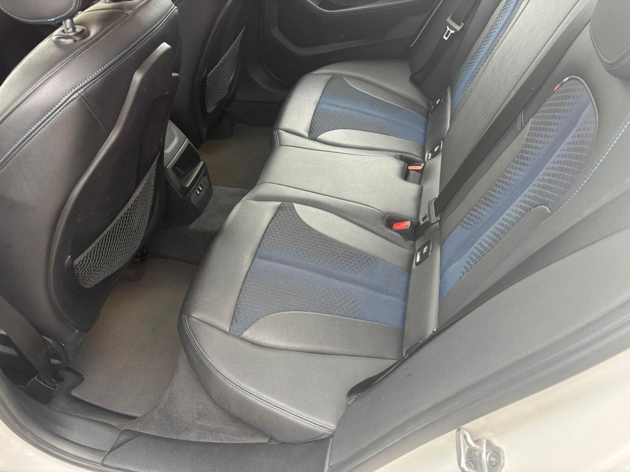 Bmw 118 118d 5p. Msport