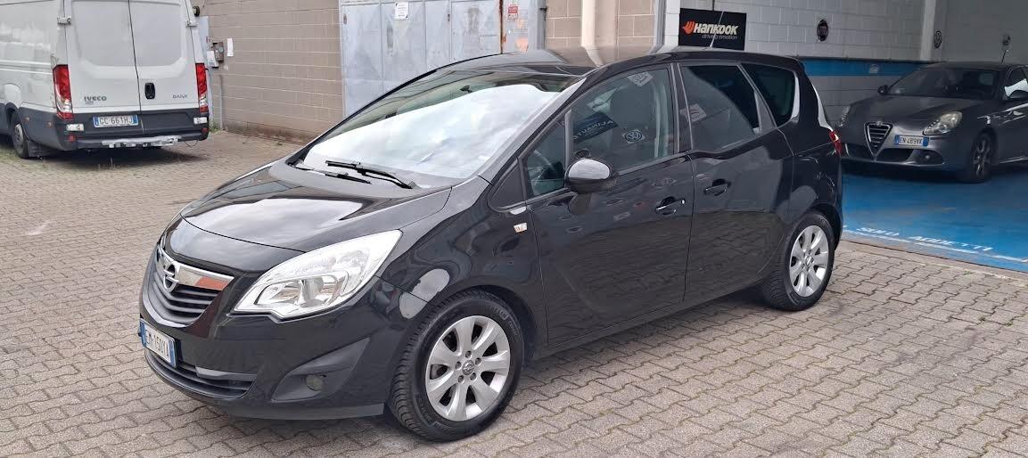 Opel Meriva 1.4 Cosmo Monovolume Euro5B
