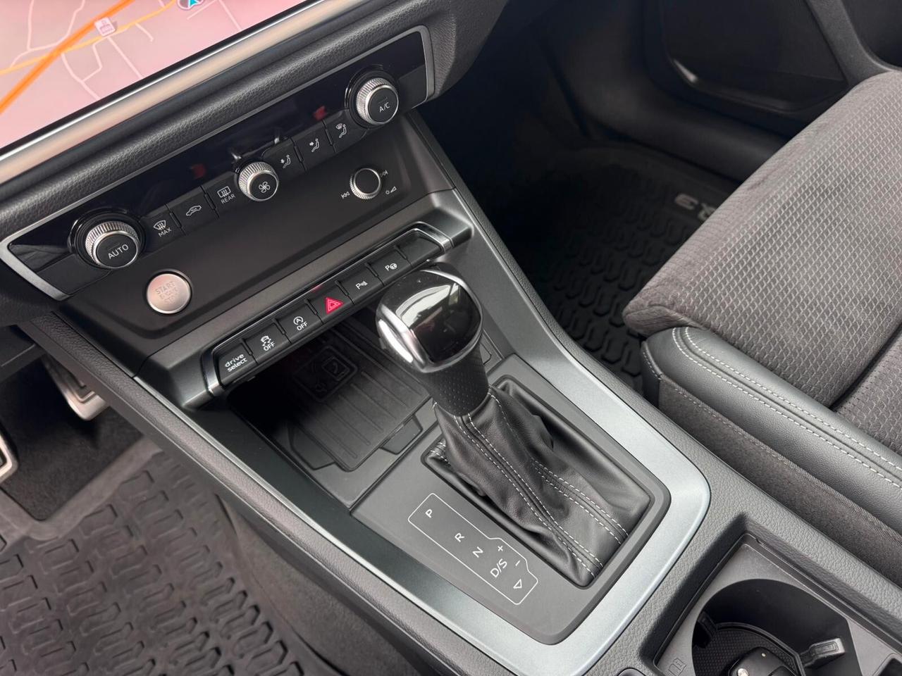 Audi Q3 SPB 35 TDI S tronic line edition - Tetto apribile