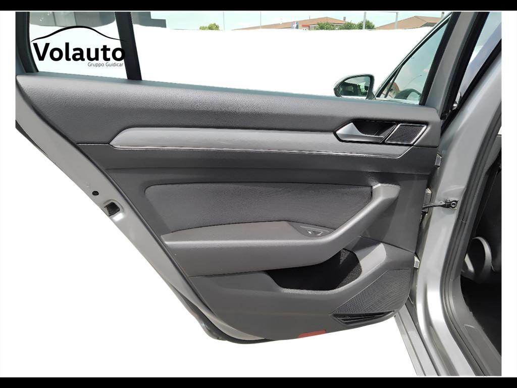 VOLKSWAGEN Passat VIII 2019 Variant - Passat Variant 2.0 tdi Business 122cv dsg