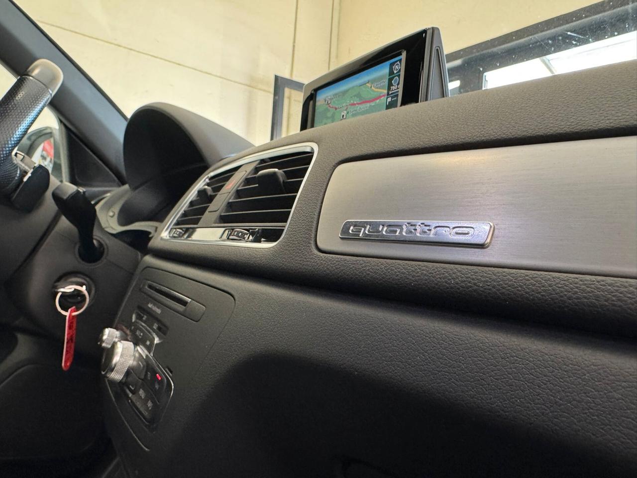 Audi Q3 2.0 TDI 150 CV quattro S tronic line Edition