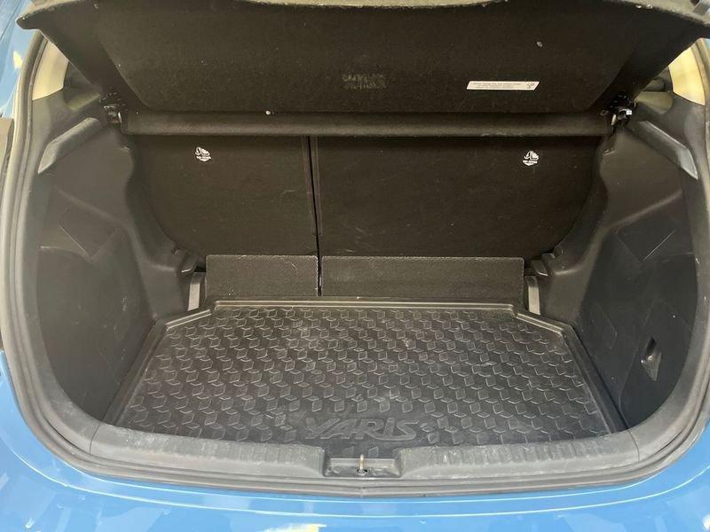 Toyota Yaris Hybrid Active MY21