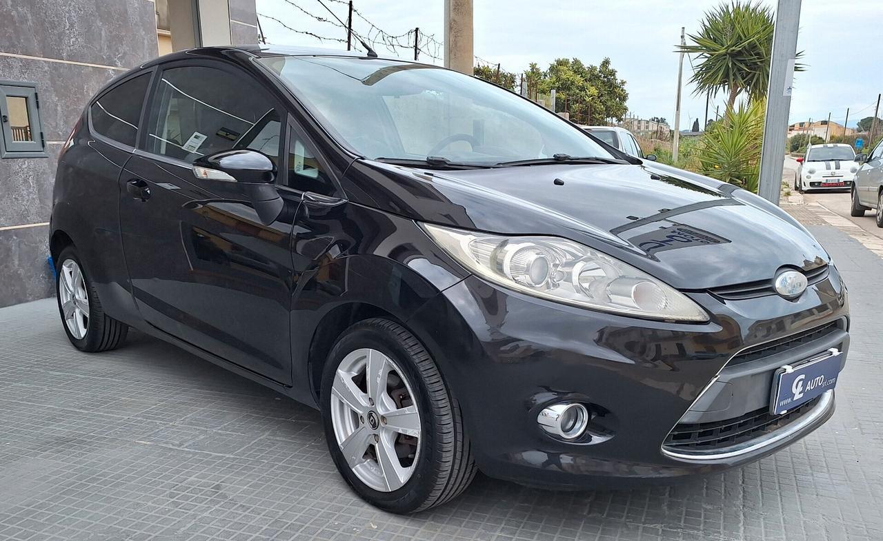 Ford Fiesta 1.4 TDCi 68CV Titanium NEOPATENTATO
