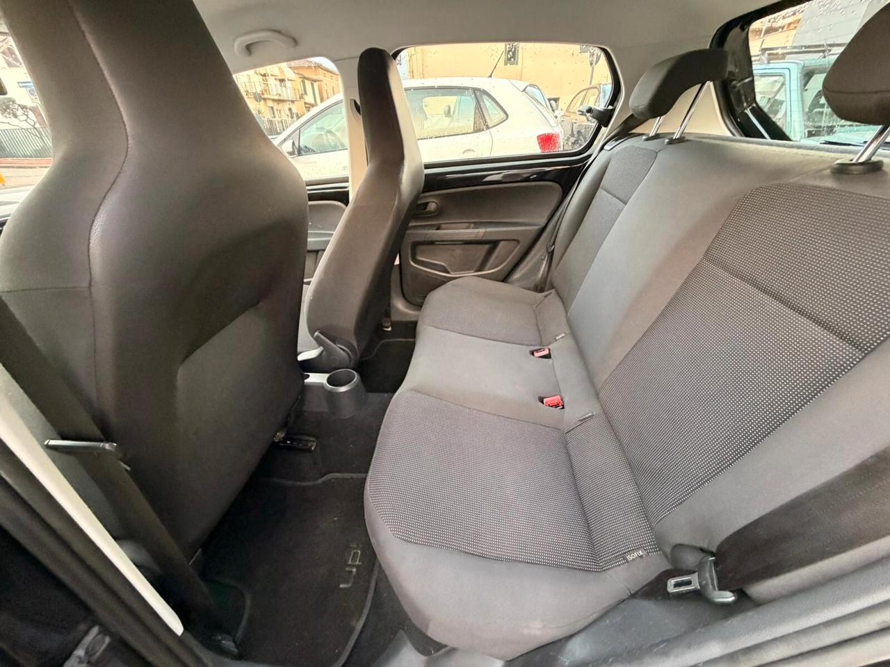 Volkswagen up! 1.0 5 porte