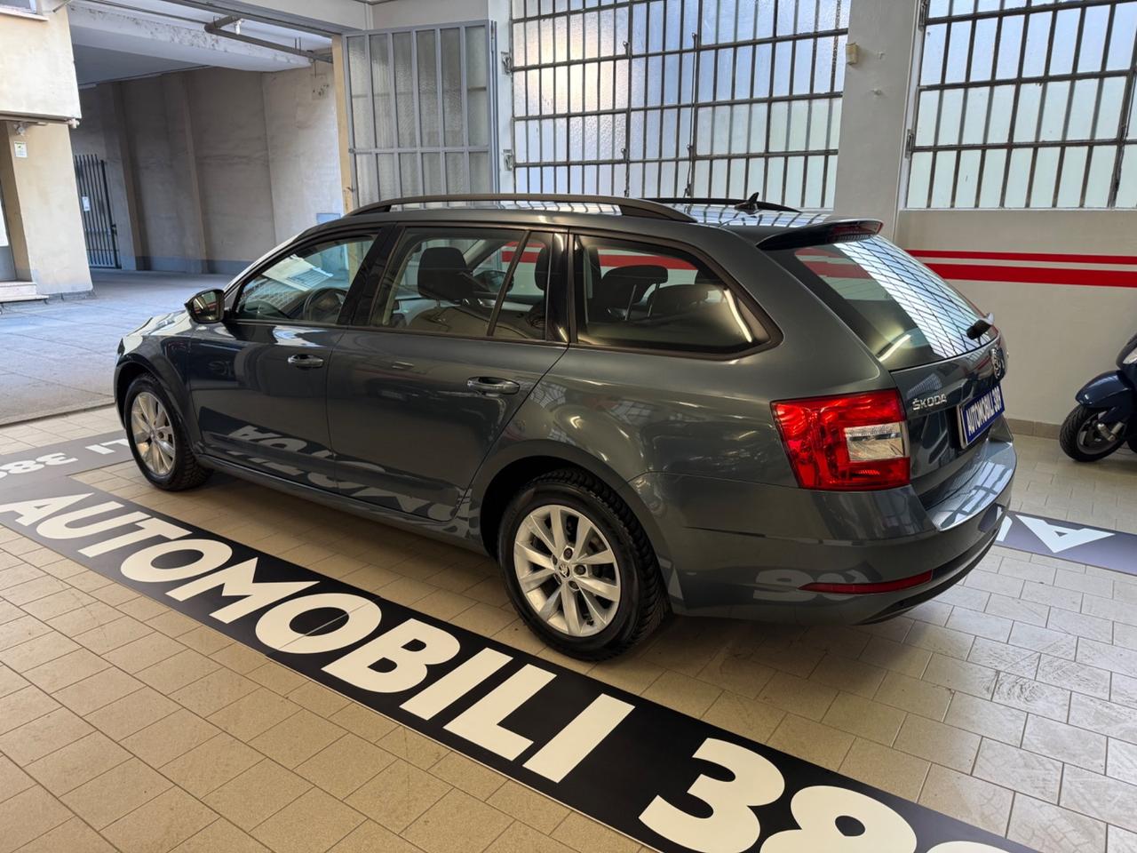 Skoda Octavia 1.6 TDI SCR 115 CV Wagon Executive