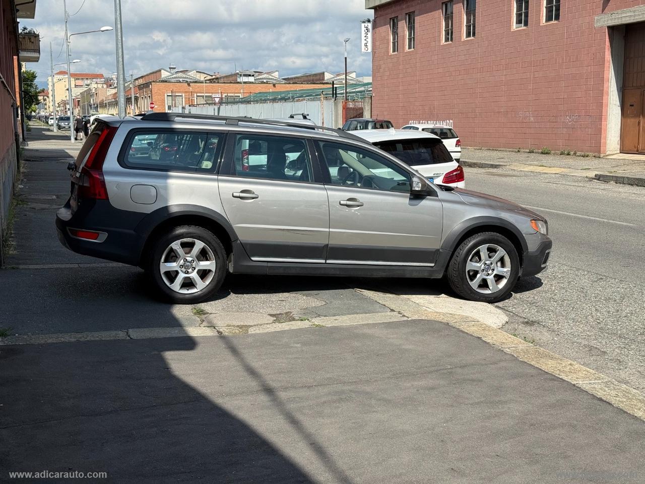 VOLVO XC70 D5 AWD aut.