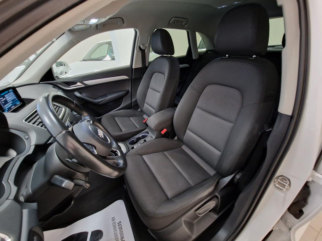 Audi Q3 2.0 TDI 120 CV S tronic