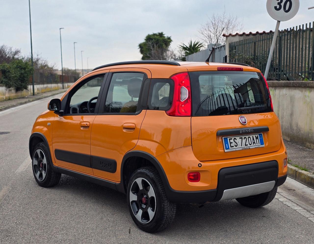 FIAT PANDA TREKKING 1.3 M-JET 4X4 2014 IMMACOLATA