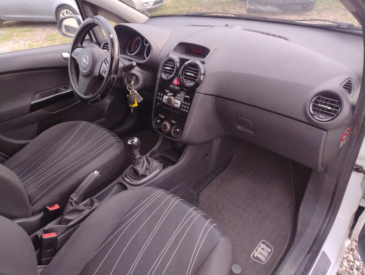 Opel Corsa 1.2 5 porte Edition