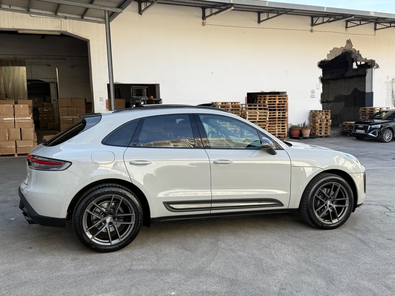Porsche Macan 2.0 T - TETTO - SCARICHI - GESSO