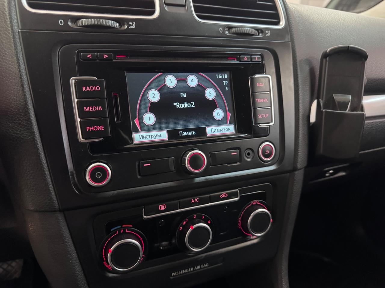 Volkswagen Golf 1.6 TDI DPF 5p. Highline-
