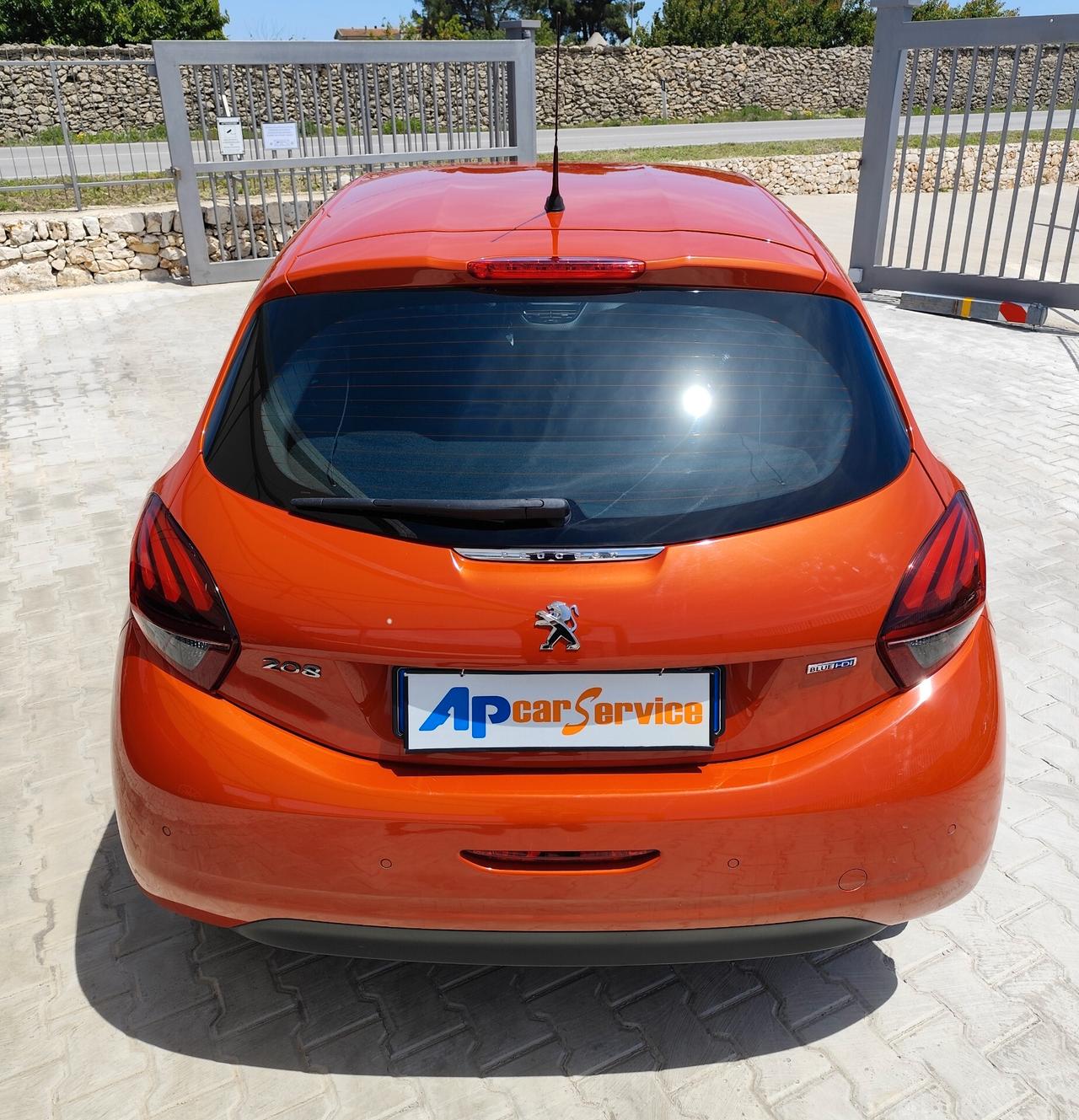 Peugeot 208 BlueHDi 75 5 porte Allure