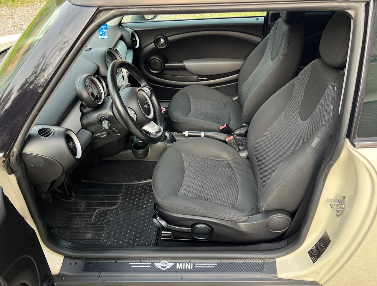 Mini Cooper D Clubman 1.6 16V