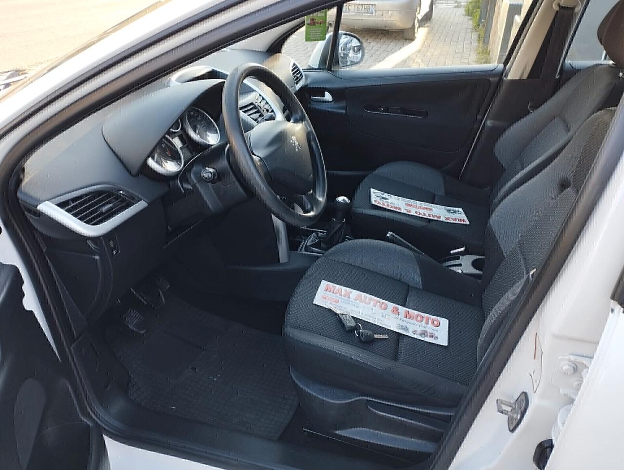 Peugeot 207 gpl - 1 PROPRIETARIO