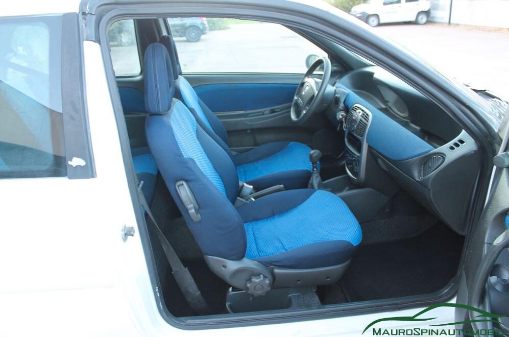 Lancia Ypsilon 1.2 ELEFANTINO BLU NEOPATENTATI