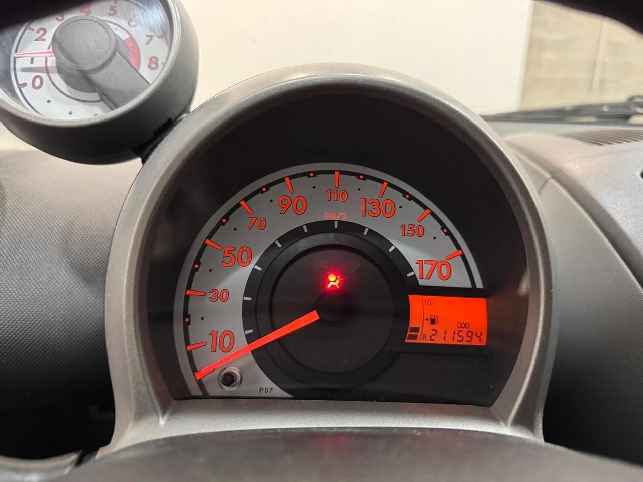 Toyota Aygo 1.0 12V VVT-i 5 porte Sol